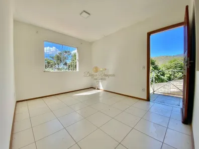 Casa de Condomínio com 2 Quartos à venda, 67m² no Albuquerque, Teresópolis