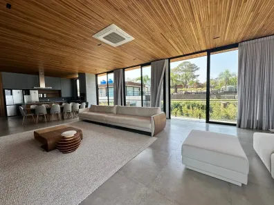 Sobrado com 6 Quartos à venda, 400m² no Baleia, São Sebastião