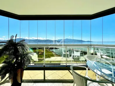 Apartamento com 3 Quartos à venda, 300m² no Coqueiros, Florianópolis