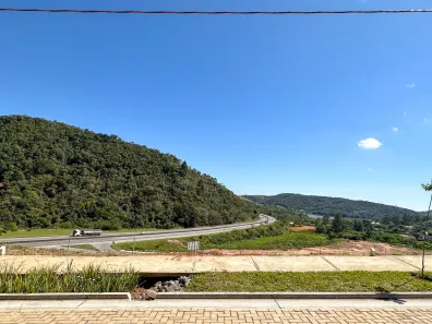 Lote/Terreno à venda, 300m² no Vina Del Mar, Juiz de Fora