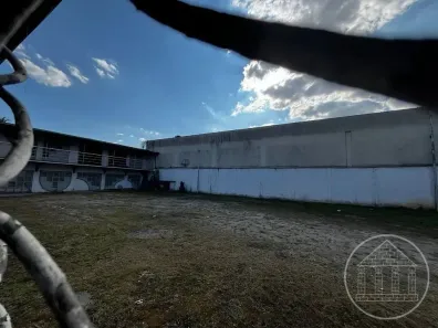 Ponto Comercial para alugar, 1600m² no Jardim Três Marias, São Paulo