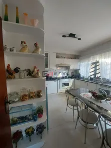 Sobrado com 6 Quartos à venda, 365m² no Jardim Alvorada, Londrina
