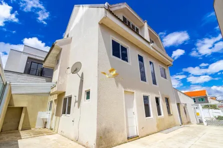 Sobrado com 3 Quartos à venda, 94m² no Uberaba, Curitiba