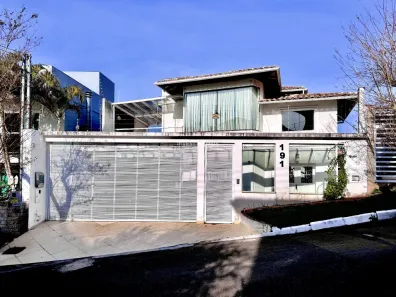 Casa com 3 Quartos à venda, 300m² no Alto dos Pinheiros, Juiz de Fora