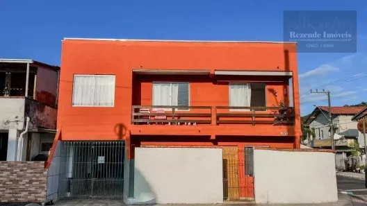 Casa com 3 Quartos à venda, 200m² no Jardim Iate Clube, Balneário Camboriú