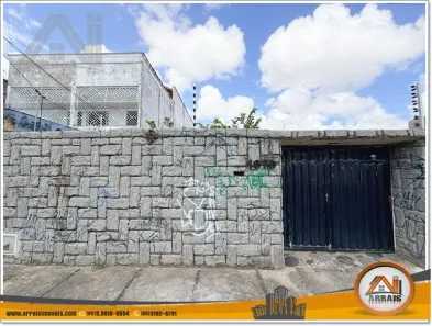 Casa com 3 Quartos à venda, 270m² no Montese, Fortaleza