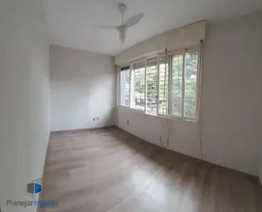 Sala Comercial com 4 Quartos para alugar, 100m² no Santa Cecília, Porto Alegre