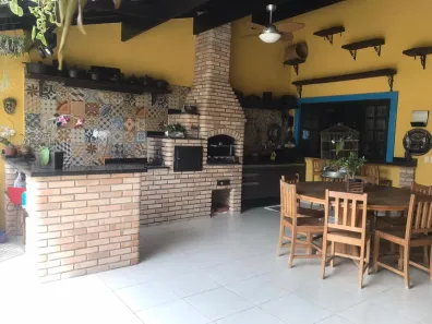 Casa com 2 Quartos à venda, 93m² no Loteamento Villa Branca, Jacareí