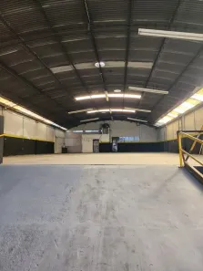 Ponto Comercial para alugar, 604m² no Vila Sanches, São José dos Campos