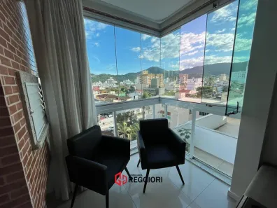 Apartamento com 2 Quartos para alugar, 67m² no Nações, Balneário Camboriú