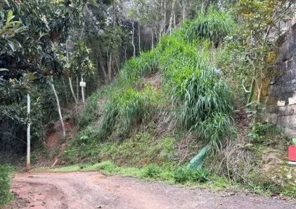 Lote/Terreno à venda, 600m² no Pessegueiros, Teresópolis
