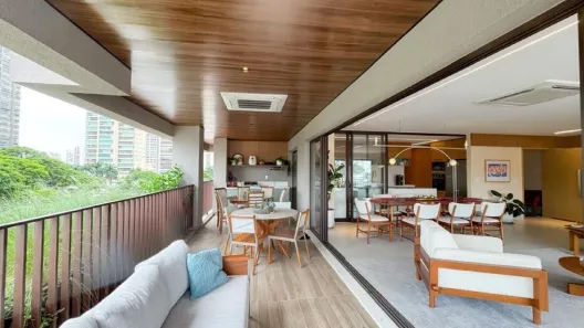 Apartamento com 4 Quartos à venda, 245m² no Setor Bueno, Goiânia