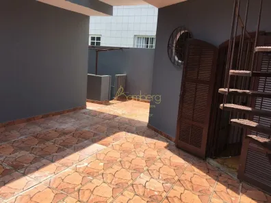 Casa com 3 Quartos à venda, 289m² no Santo Amaro, São Paulo