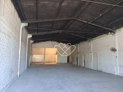 Galpão/Depósito/Armazém para alugar, 450m² no Barnabé, Gravataí