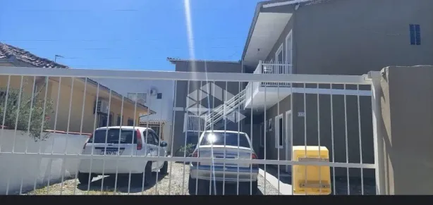 Prédio Residencial com 8 Quartos à venda, 250m² no Caminho Novo, Palhoça