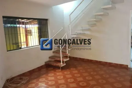 Sobrado com 2 Quartos para alugar, 110m² no Campestre, Santo André