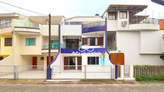 Sobrado com 5 Quartos para alugar, 115m² no Guaratuba, Guaratuba