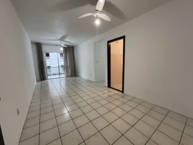 Apartamento com 2 Quartos para alugar, 70m² no Centro, Itapema