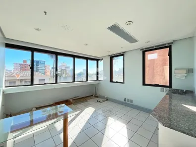 Sala Comercial à venda, 43m² no Menino Deus, Porto Alegre