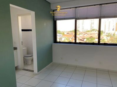 Sala Comercial à venda, 32m² no Parque Residencial Aquarius, São José dos Campos