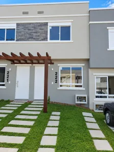 Casa de Condomínio com 2 Quartos à venda, 88m² no Vila Nova, Porto Alegre