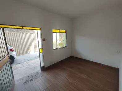 Casa com 2 Quartos para alugar, 80m² no Jardim Leblon, Belo Horizonte