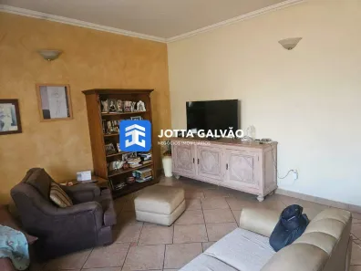 Casa com 4 Quartos à venda, 236m² no Vila Nogueira, Campinas