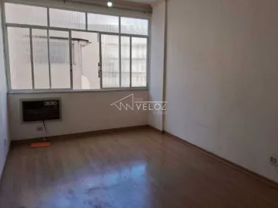 Kitnet à venda, 35m² no Centro, Rio de Janeiro