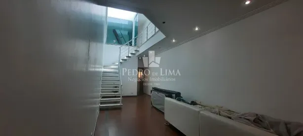 Sobrado com 3 Quartos à venda, 136m² no Vila Granada, São Paulo