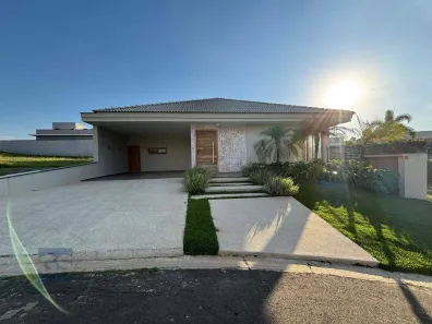 Casa de Condomínio com 3 Quartos para alugar, 204m² no Jardim Villas do Golf, Itu