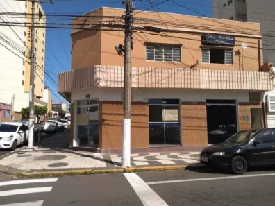 Ponto Comercial para alugar, 50m² no Marília, Marília