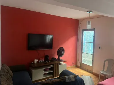 Casa com 2 Quartos à venda, 60m² no Jardim Meriti, São João de Meriti