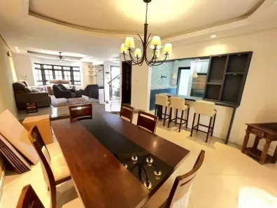 Casa de Condomínio com 3 Quartos para alugar, 320m² no Hípica, Porto Alegre