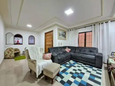 Sobrado com 4 Quartos à venda, 180m² no Jardim Primavera, Guarujá