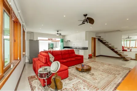 Casa com 3 Quartos à venda, 247m² no Jardim Sertãozinho, São Paulo