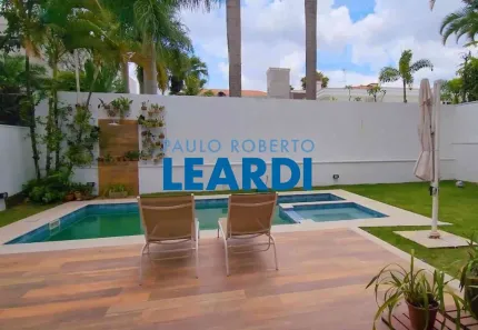 Casa de Condomínio com 4 Quartos à venda, 500m² no Alphaville Residencial Um, Barueri