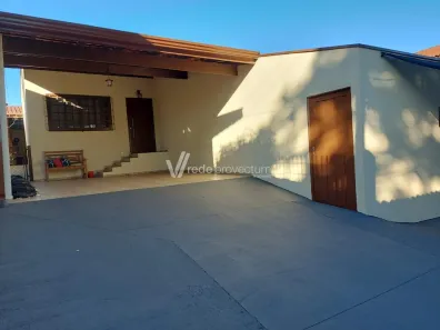Casa com 3 Quartos à venda, 230m² no Vila Nogueira, Campinas