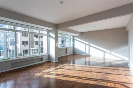 Apartamento com 3 Quartos à venda, 135m² no Independência, Porto Alegre