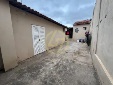 Casa com 4 Quartos à venda, 82m² no Vila Santana, Itapetininga