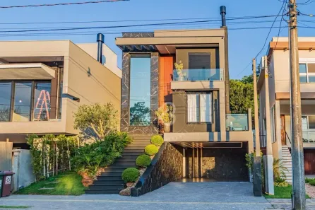 Casa com 3 Quartos à venda, 190m² no Centro, Gravataí