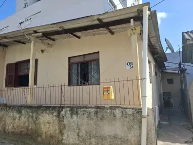 Casa com 2 Quartos à venda, 70m² no Cavalhada, Porto Alegre