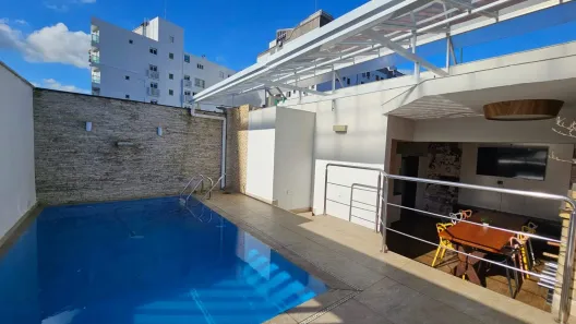 Sobrado com 3 Quartos à venda, 307m² no Marapé, Santos