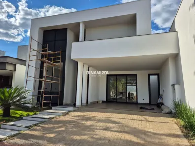 Casa de Condomínio com 4 Quartos à venda, 360m² no Parque das Américas, Uberaba