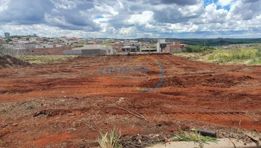 Lote/Terreno à venda, 500m² no Conjunto Residencial Roberto Conceição, Cambé