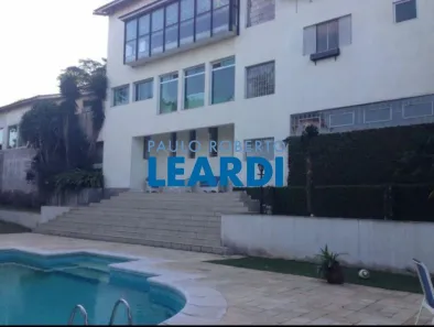 Casa de Condomínio com 5 Quartos à venda, 3000m² no Condomínio Iolanda, Taboão da Serra