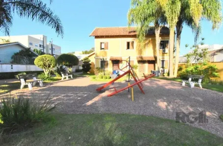 Sobrado com 2 Quartos à venda, 93m² no Ipanema, Porto Alegre