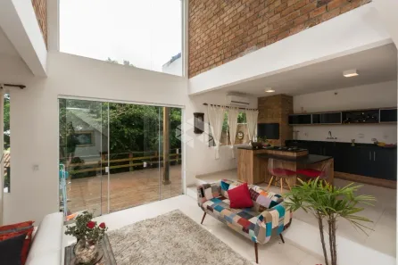 Casa com 3 Quartos à venda, 283m² no Ipanema, Porto Alegre