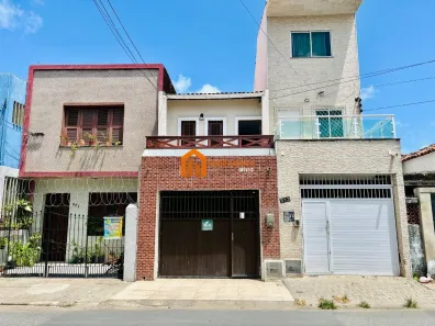 Casa com 4 Quartos à venda, 107m² no Centro, Fortaleza