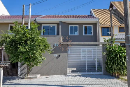 Sobrado com 4 Quartos à venda, 130m² no Tarumã, Curitiba