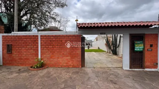 Casa com 3 Quartos para alugar, 200m² no Niterói, Canoas